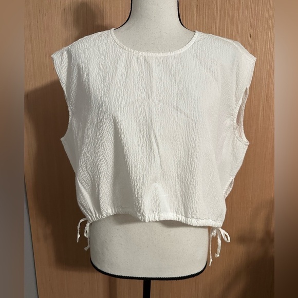 PISTOLA Adriana Tie Hem Top, Size Small. (v) - Picture 4 of 13